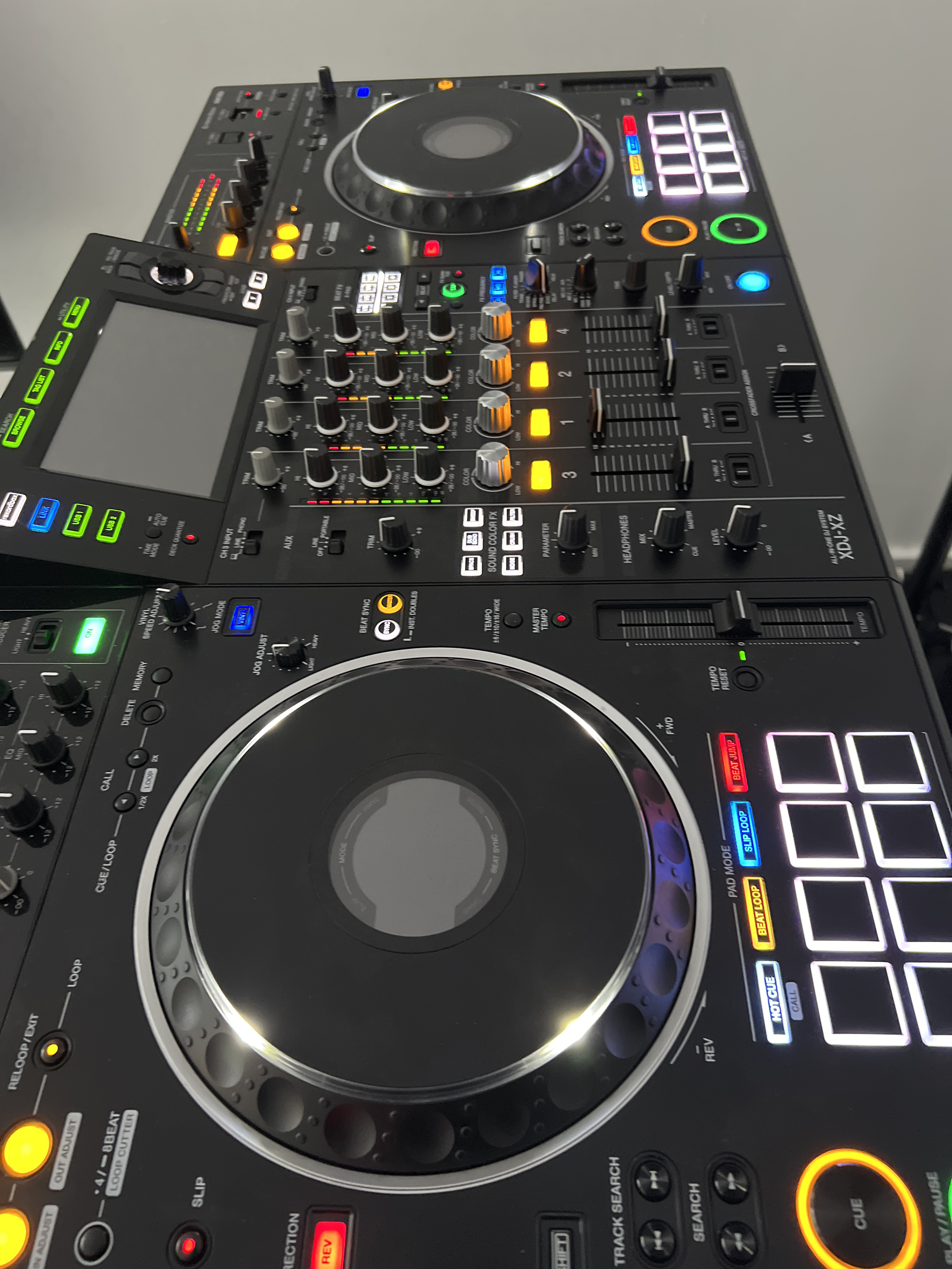 Pioneer dj xdj-xz professional dj system