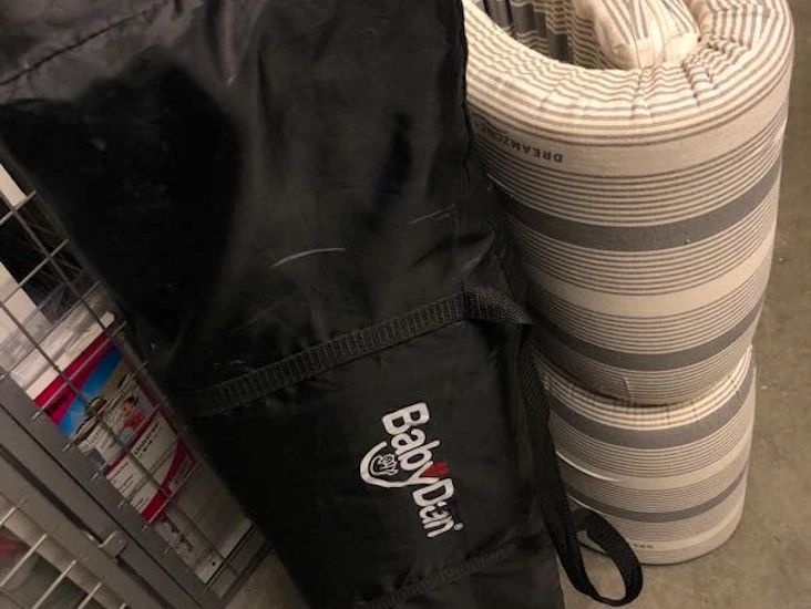 Babydan resesäng inkl extra madrass