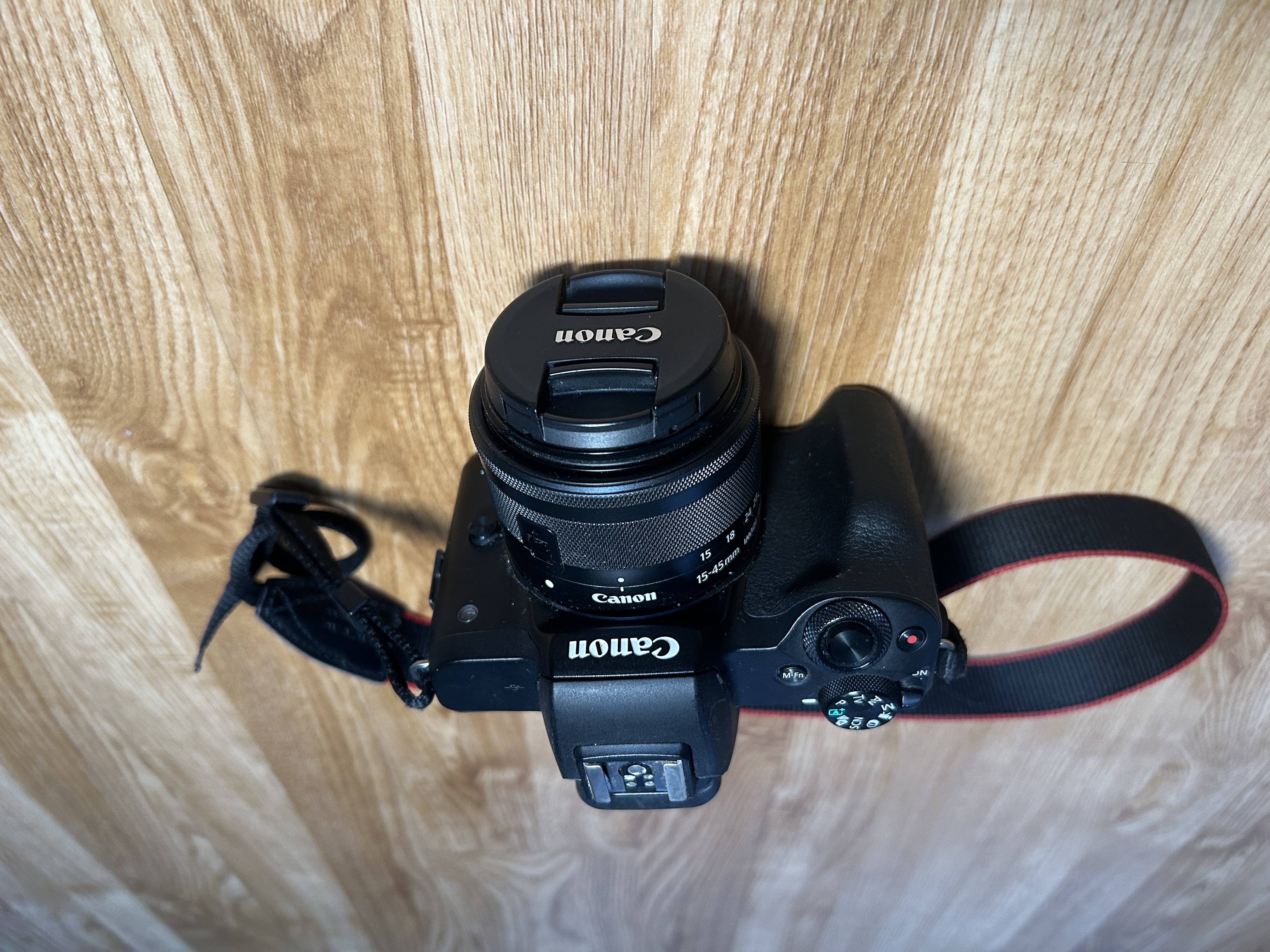 Canon eos m50 + 15-45mm lens 