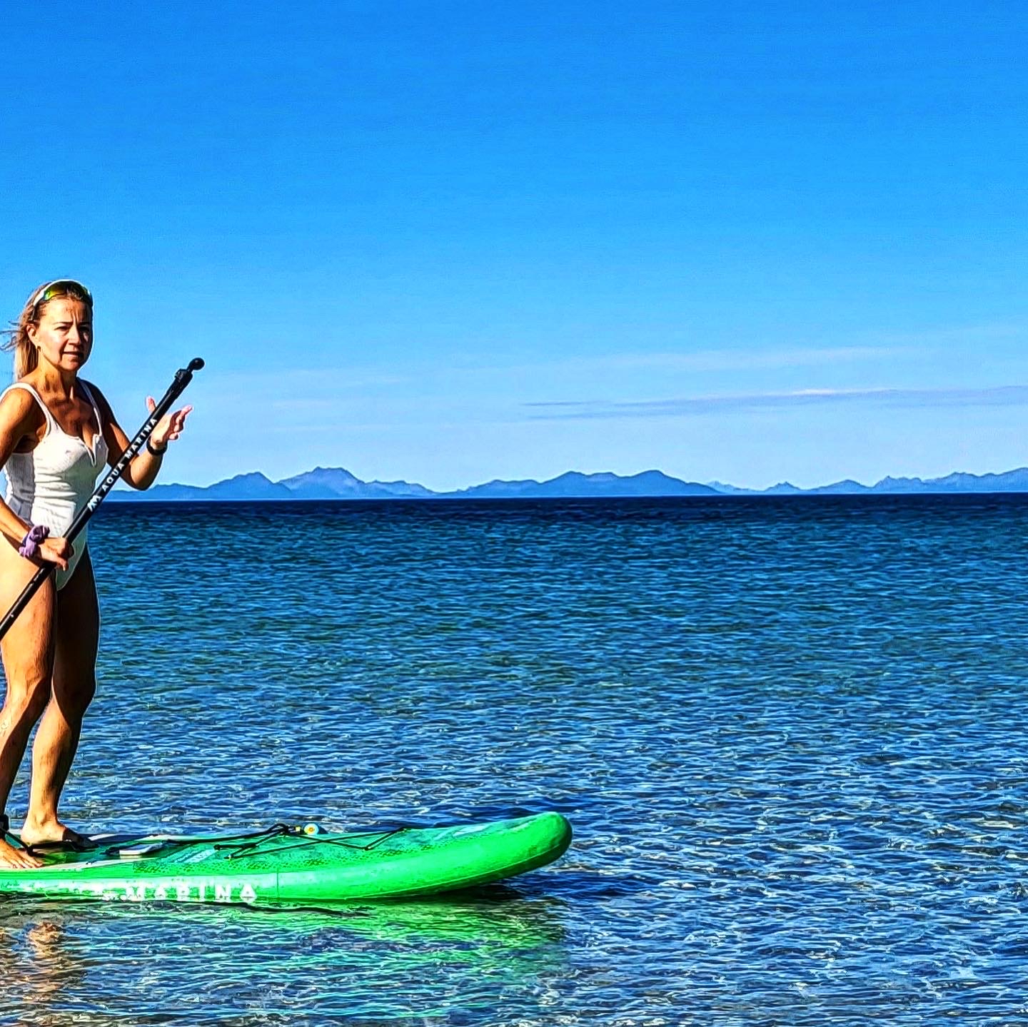 Pent brukt sup med flytevest