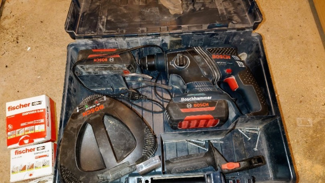 Bosch batteridrevet borhammer (36v)