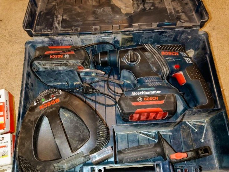 Bosch batteridrevet borhammer (36v)