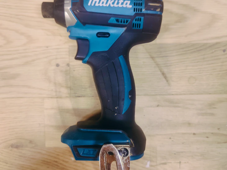 Makita slag skrutrekker