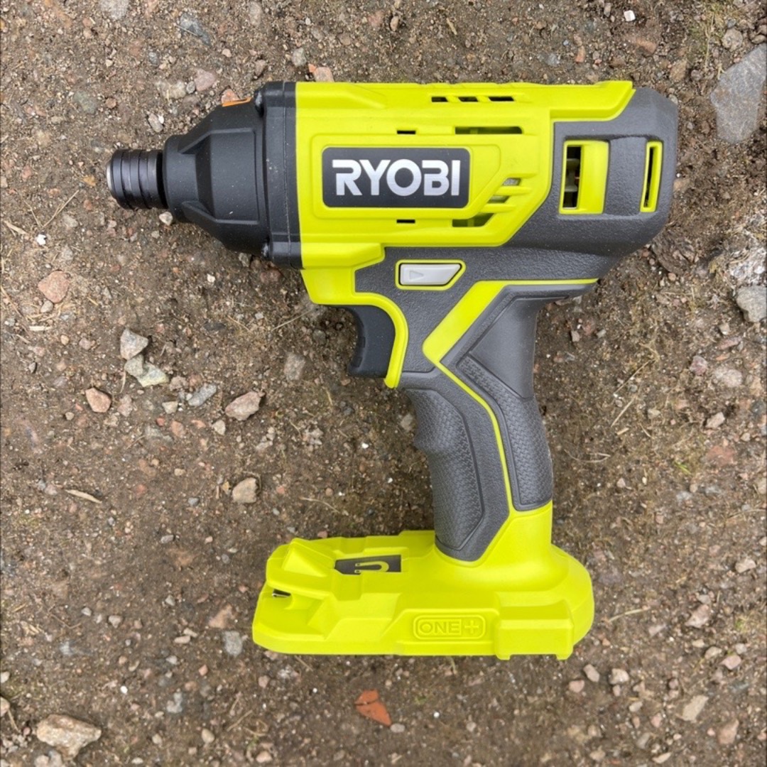Ryobi batteridriven slagskruvdragare