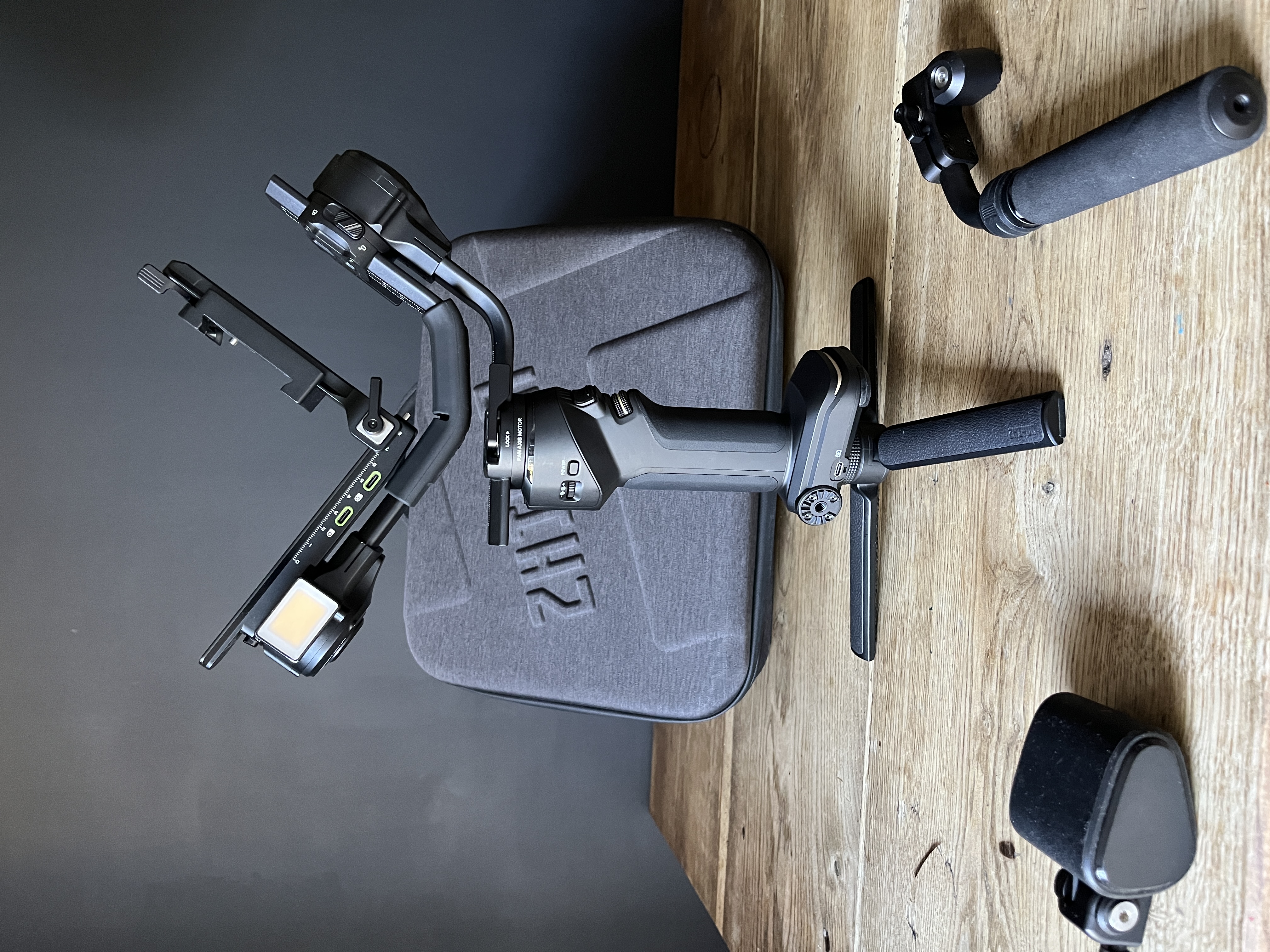Zhiyun crane 4 (3-axis gimbal)