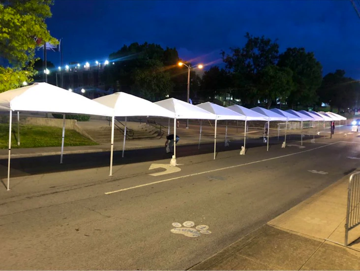 10x10 pop up tents