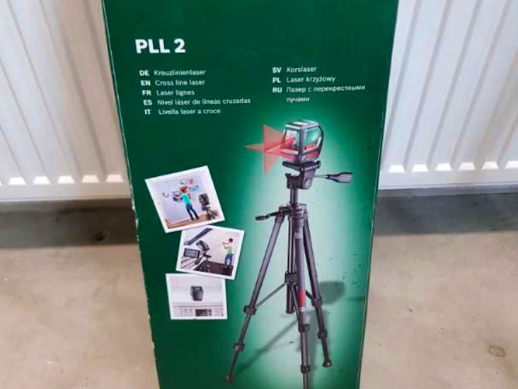 Bosch pll2 krysslaser /vattenpass med stativ