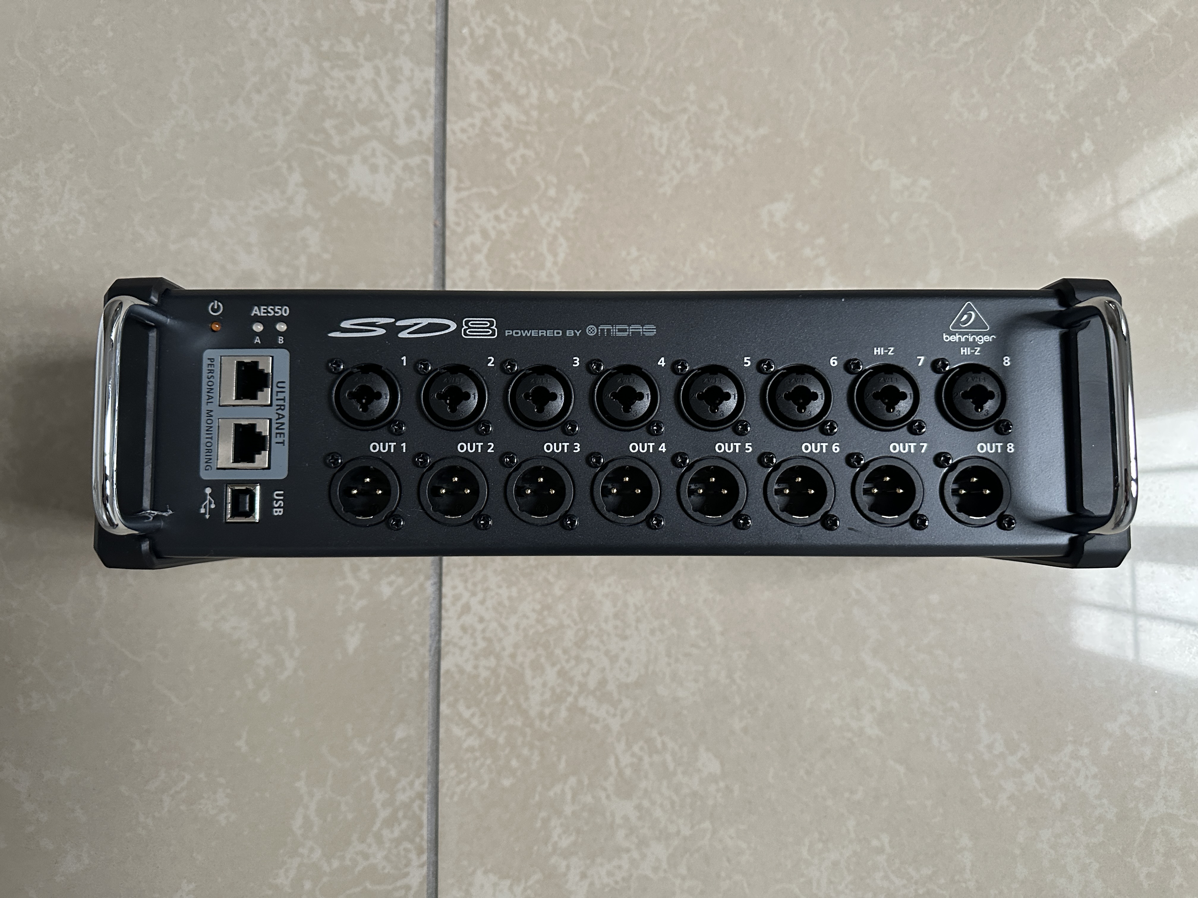Behringer sd8 digital stagebox