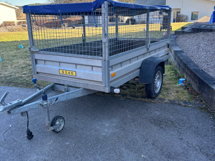 Gallersläp med tippfunktion