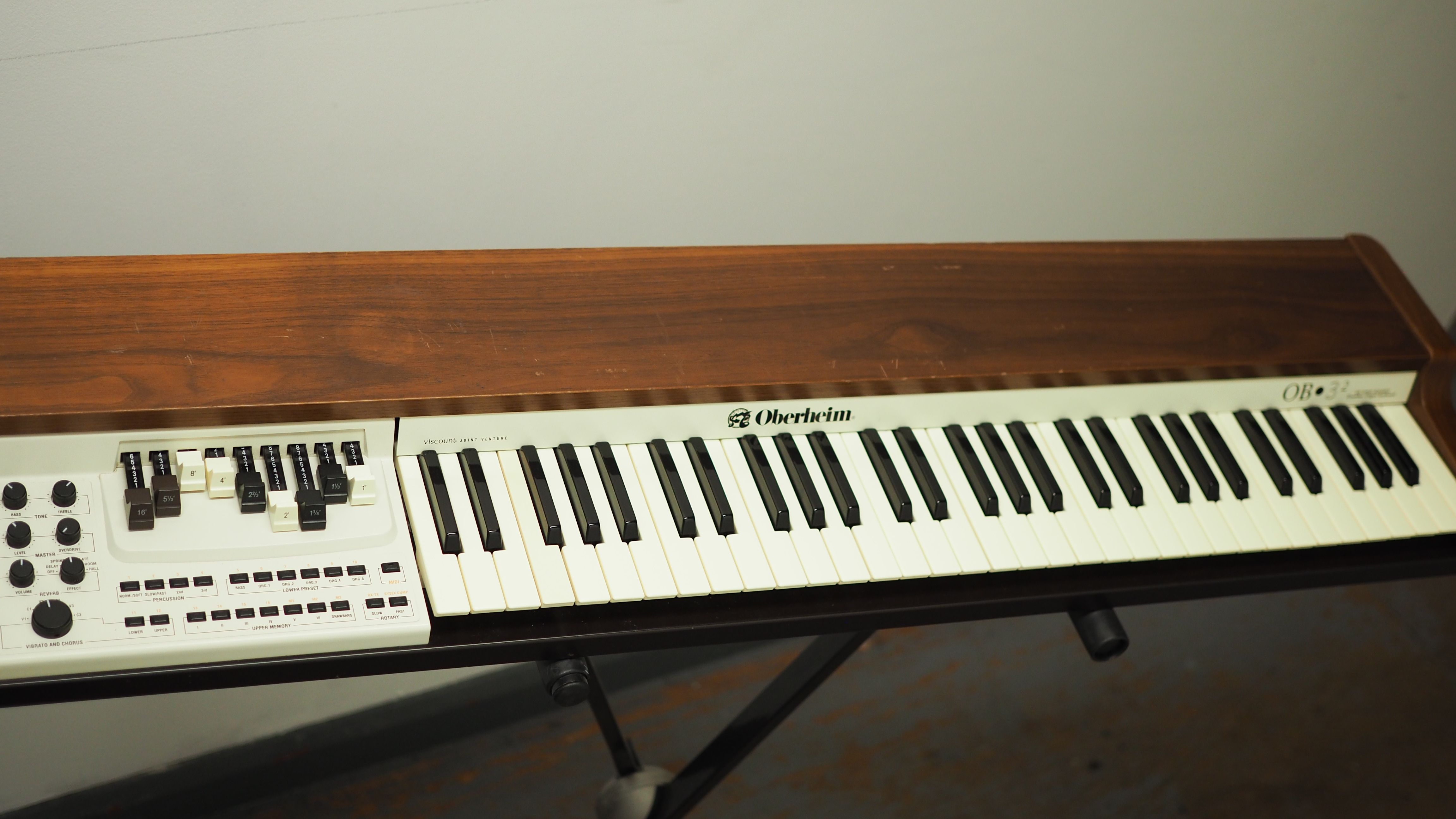 Hammond style drawbar organ - oberheim ob3