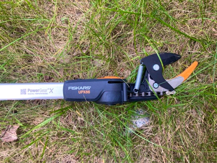 Fiskars teleskopgrensax (powergear x upx86)