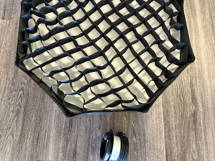 Grided octagonal softbox 25.6 inch