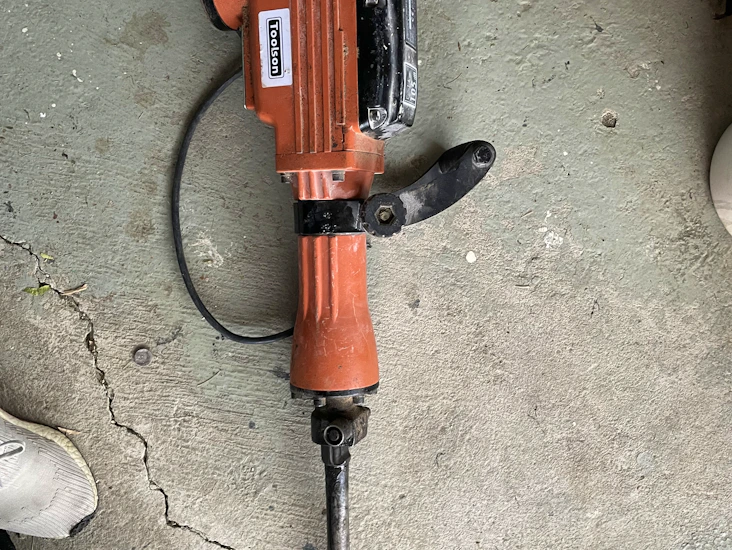 Bilmaskin/mejselhammare