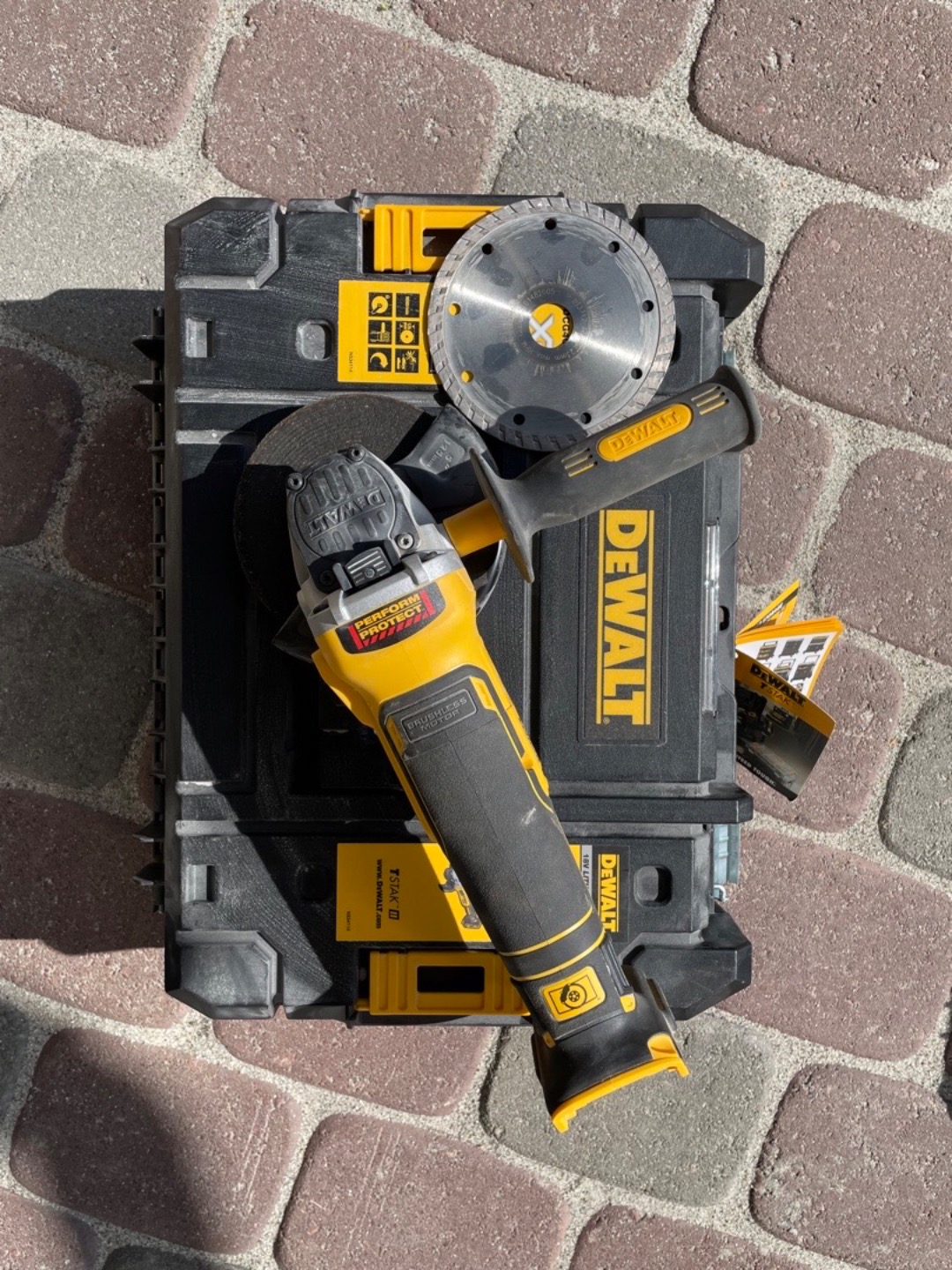 Dewalt dcg405