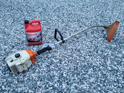 Bensin Til Kantklipper () Bensin Til Kantklipper