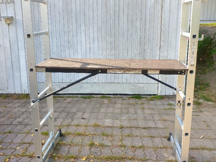 Arbetsplattform / universalstege