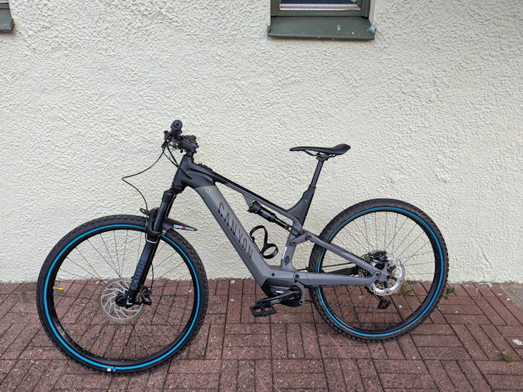 Fulldempet canyon elsykkel