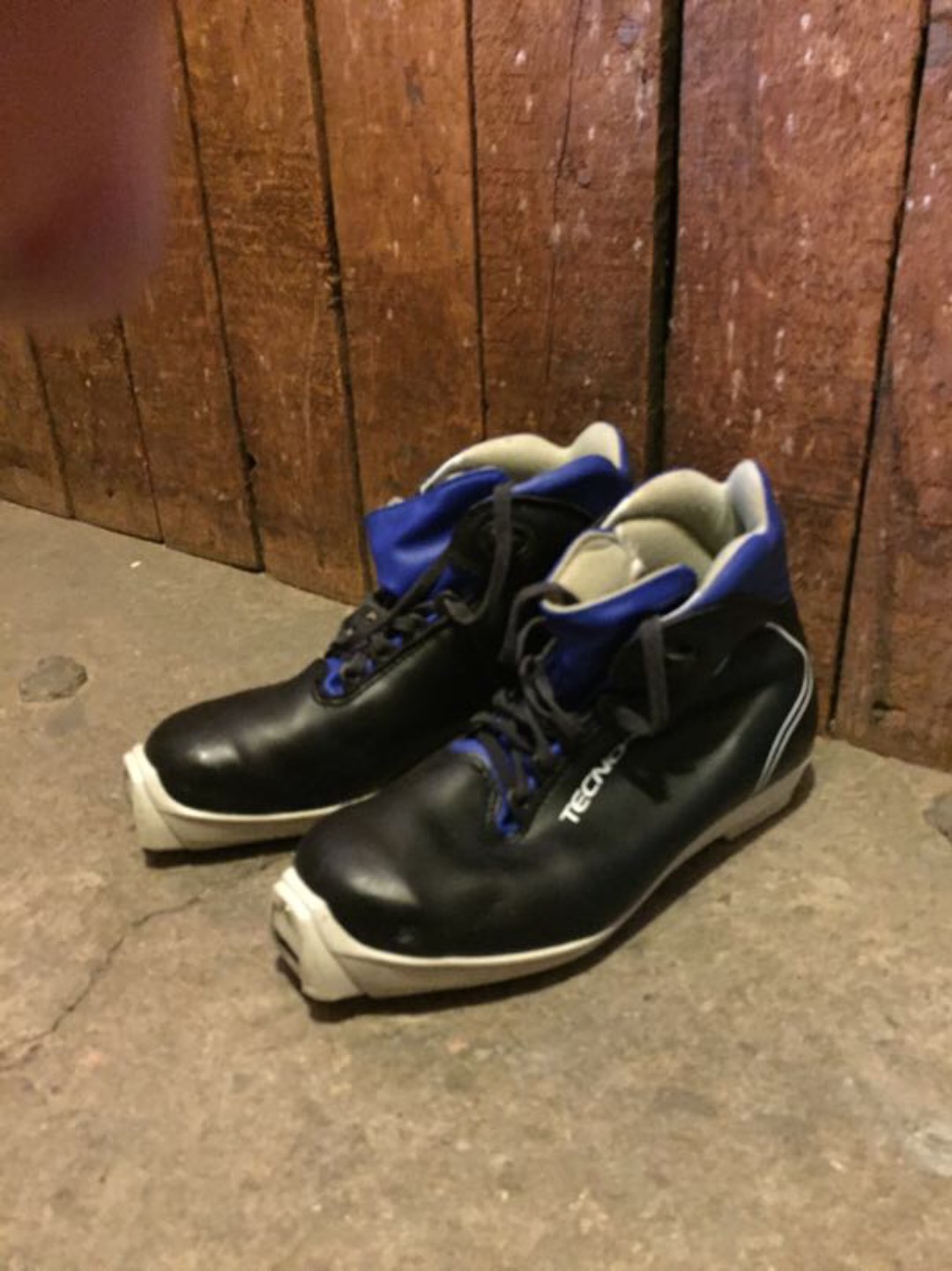 Pjäxor för längdskidor (strl 40)