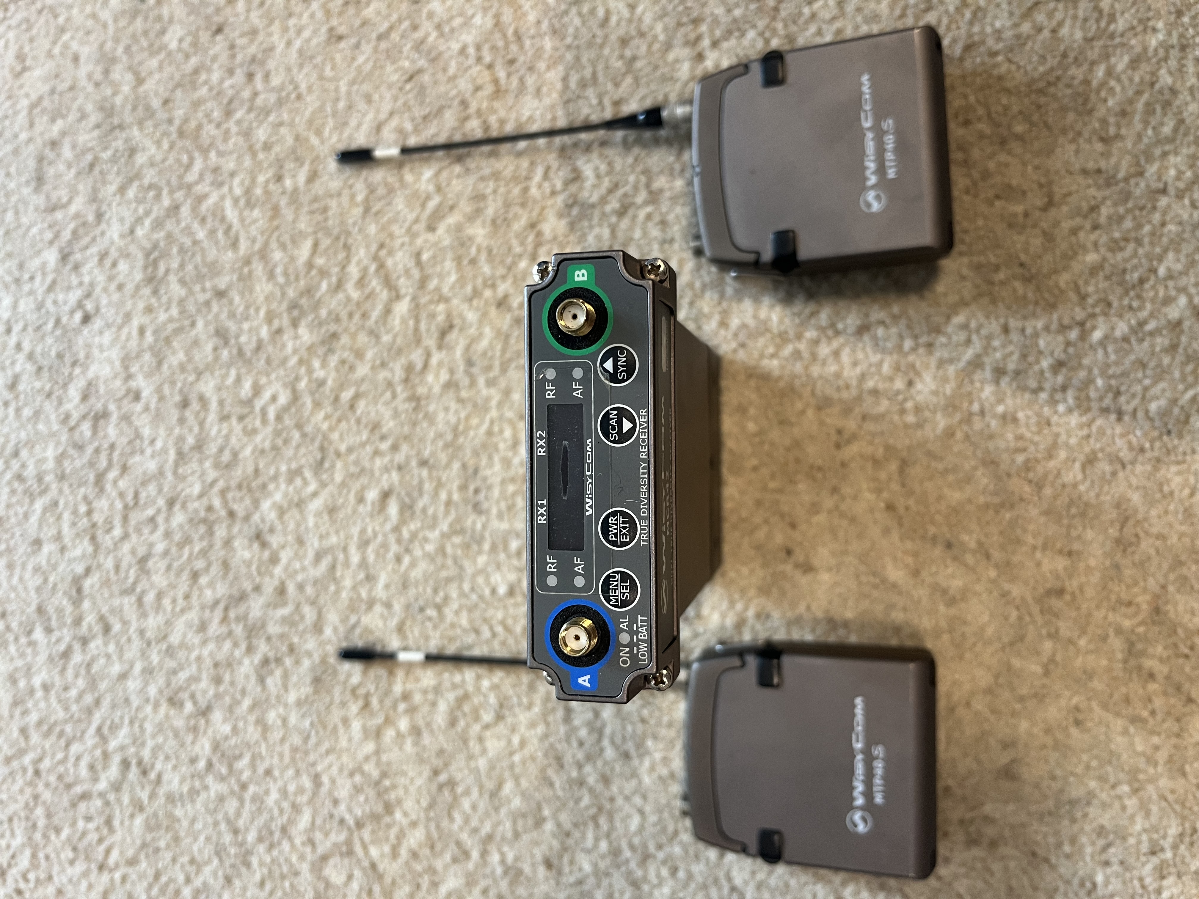 Wisycom mcr42 + 2x mtp40
