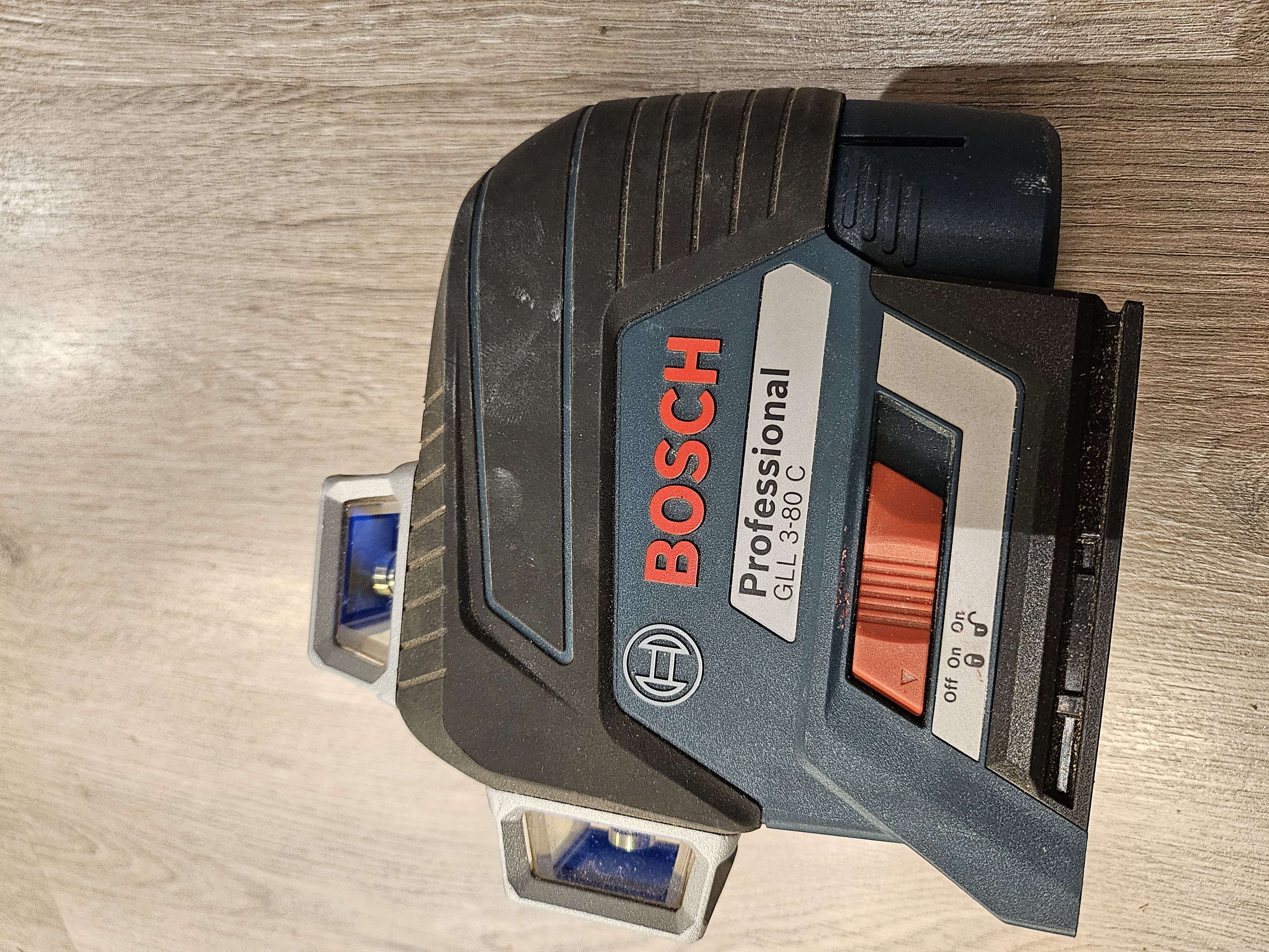 Bosch profesjonell krysslaser