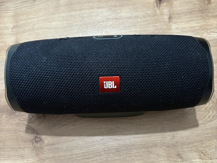 Jbl charge 4 -kaiutin