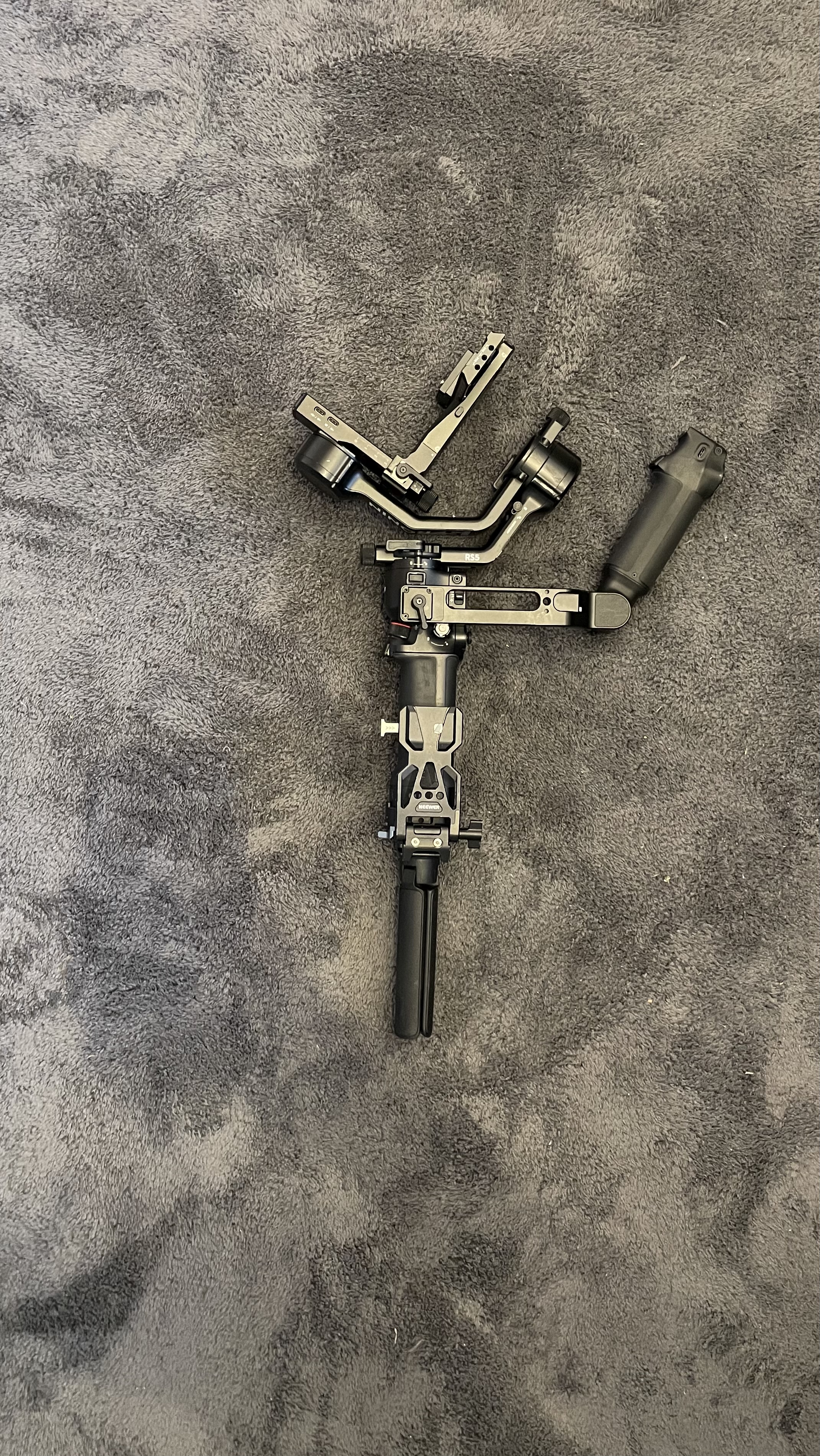Dji rs 5 gimbal