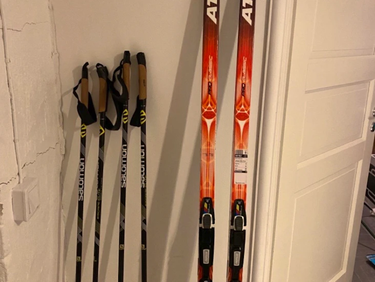Längdskidor 188cm pjäxa 37,5