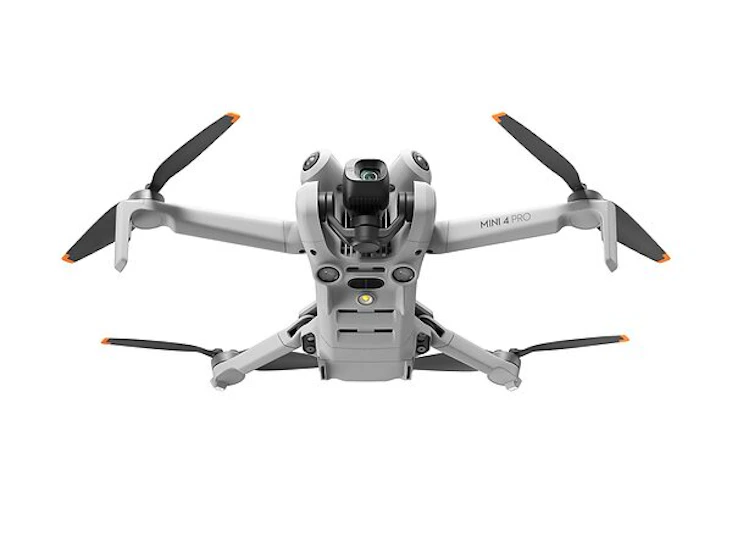 Dji mini 4 pro – komplett kit med väska, 3 batterier, laddningsdocka & mobiladapter