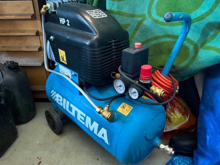 Paineilmakompressori 24l