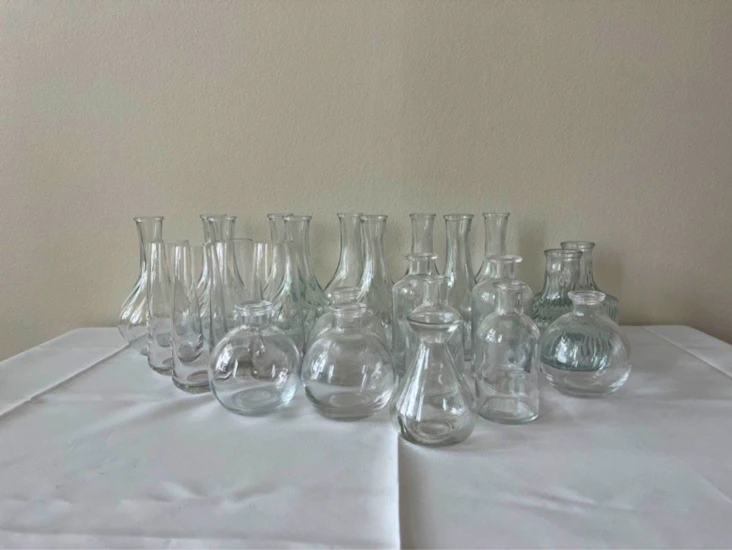 25 st småvaser till festdukning!