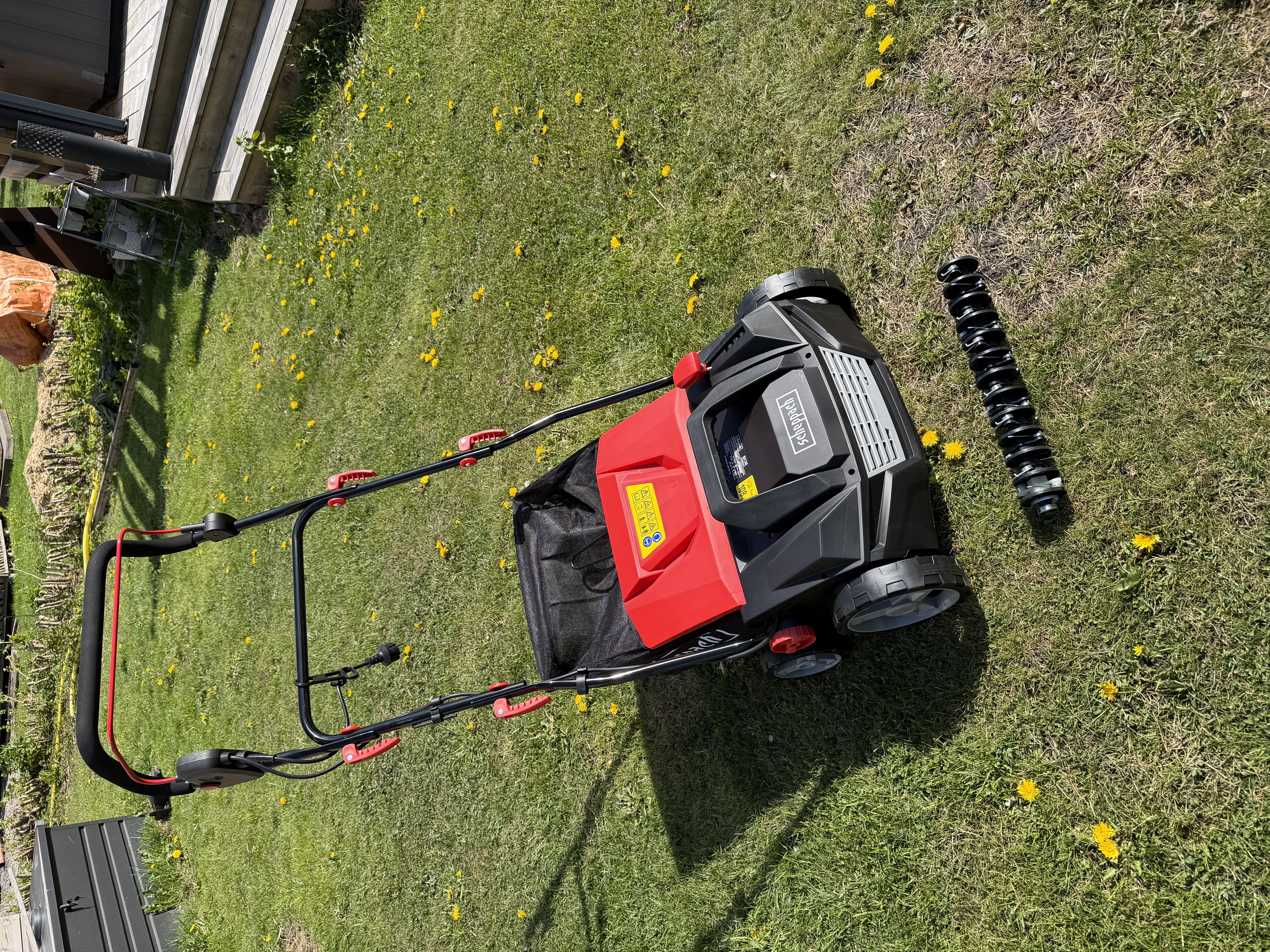 Vertikalskärare och mosskärare