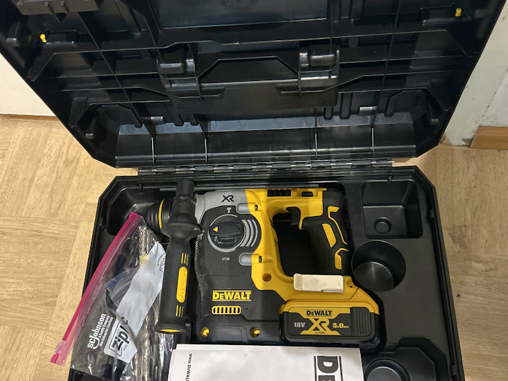 Dewalt akkuporavasara