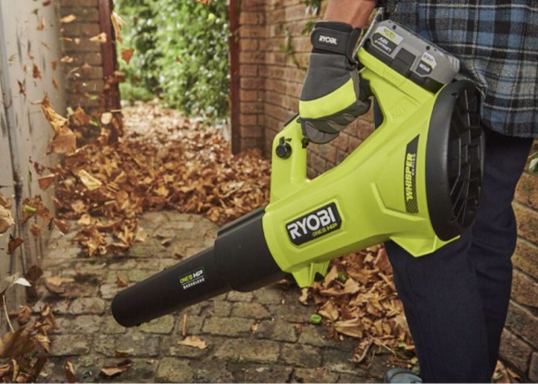 Ryobi batteridriven lövblås