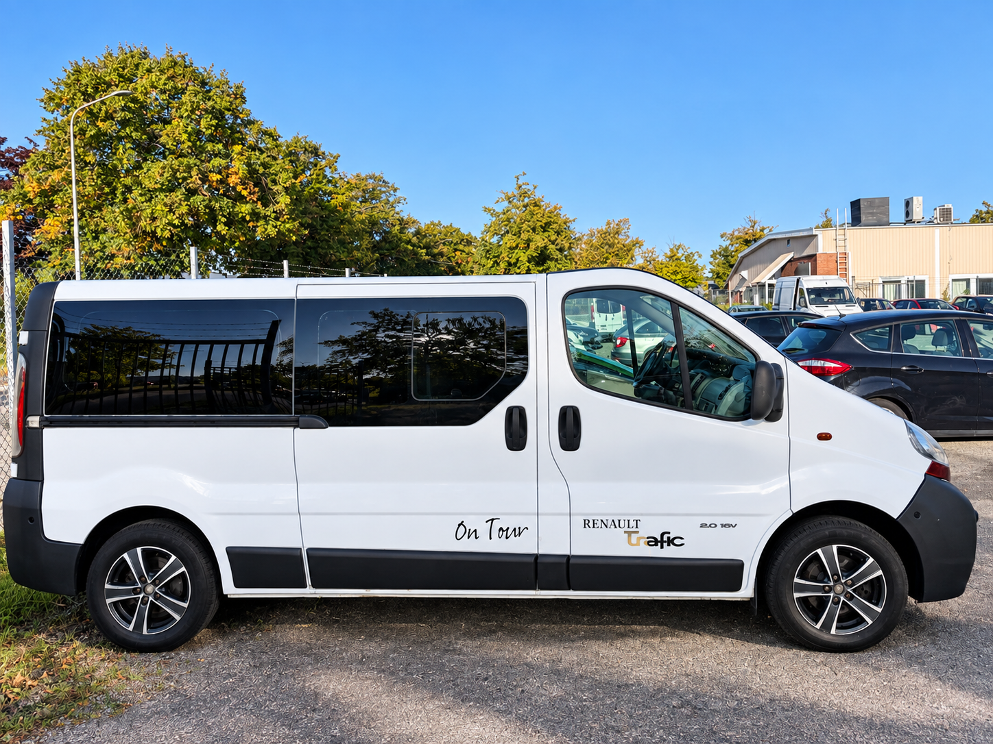Renault trafic 9-sits – uthyres