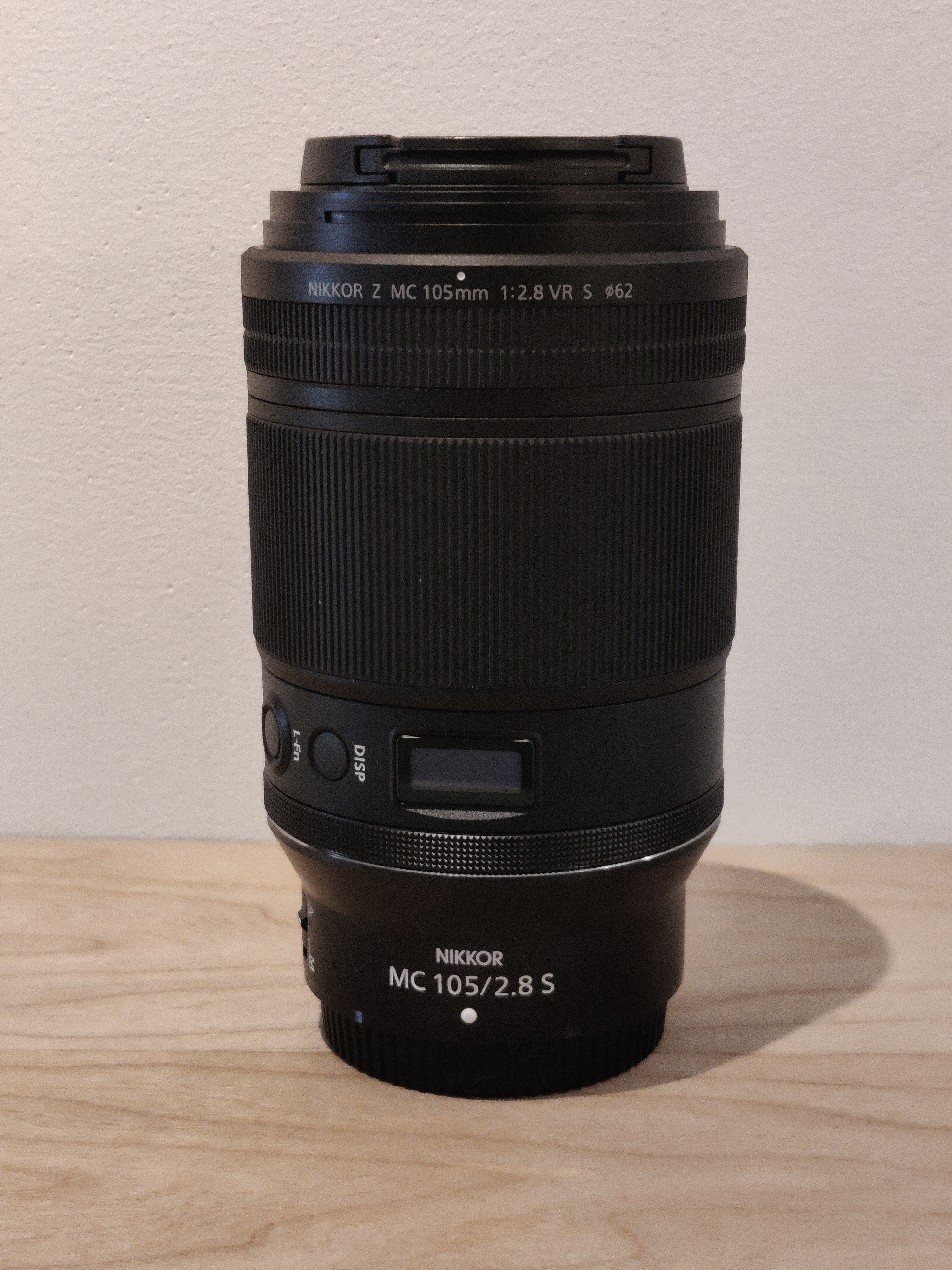 Nikon z mc 105mm f2.8 vr s macro lens 