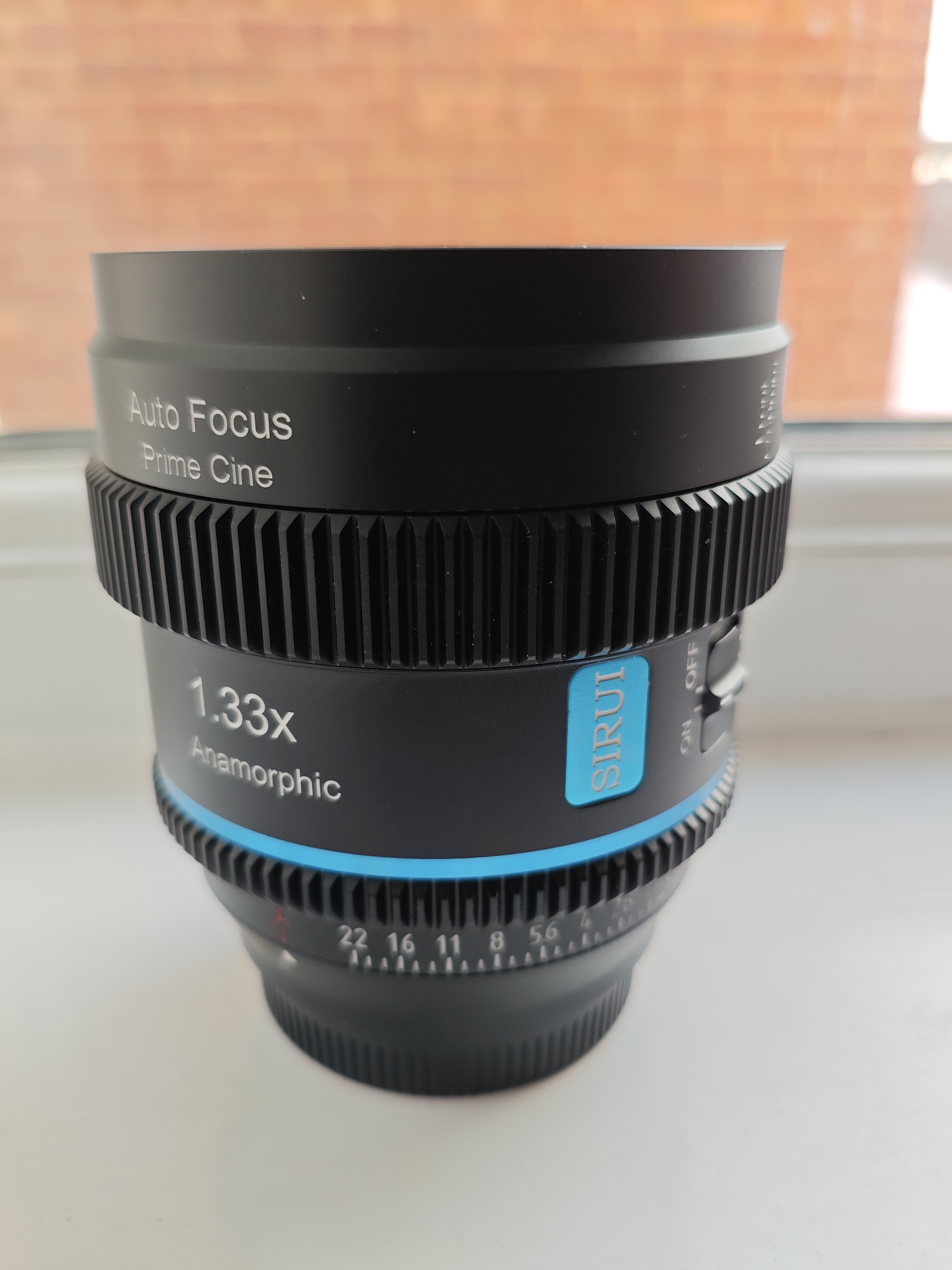 Sirui 20mm t1.8 1.33 anamorphic autofocus lens