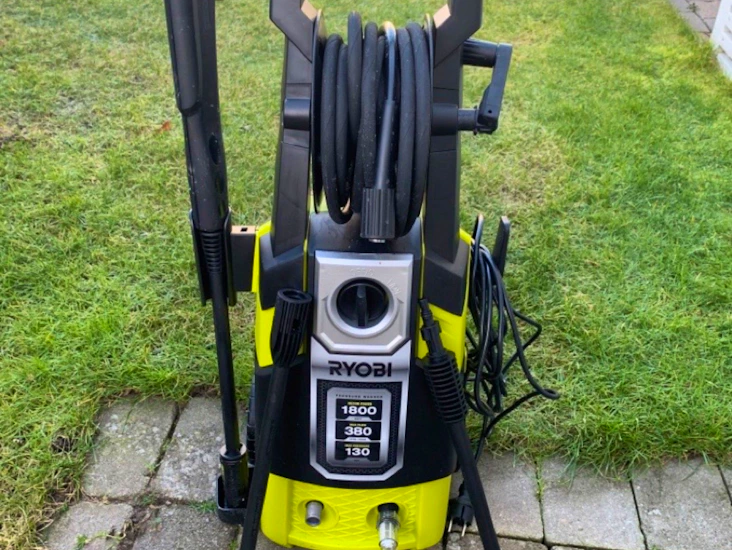 Ryobi 1800 watt högtryckstvätt