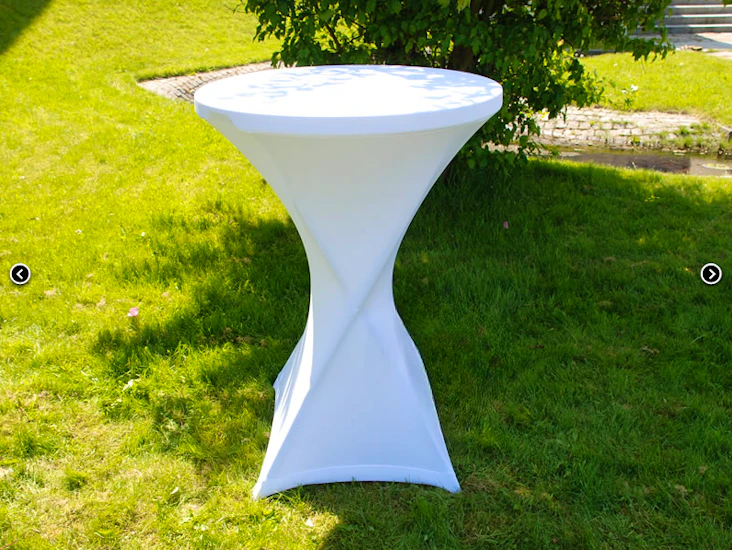 Ståbord med stiligt överdrag