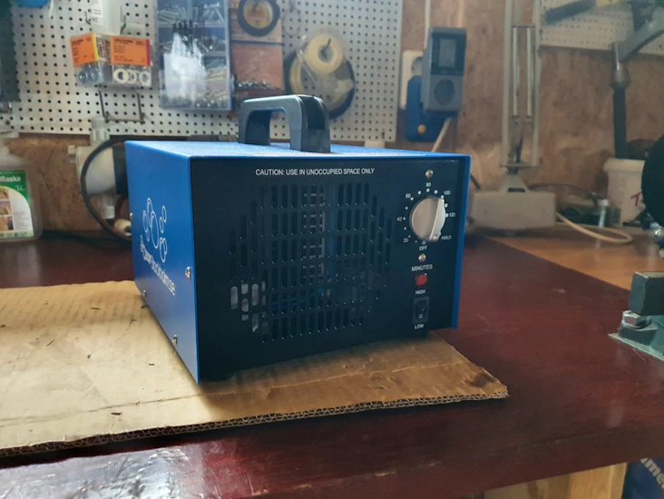 Ozongenerator 7-10 000 mg/h med extra timer.