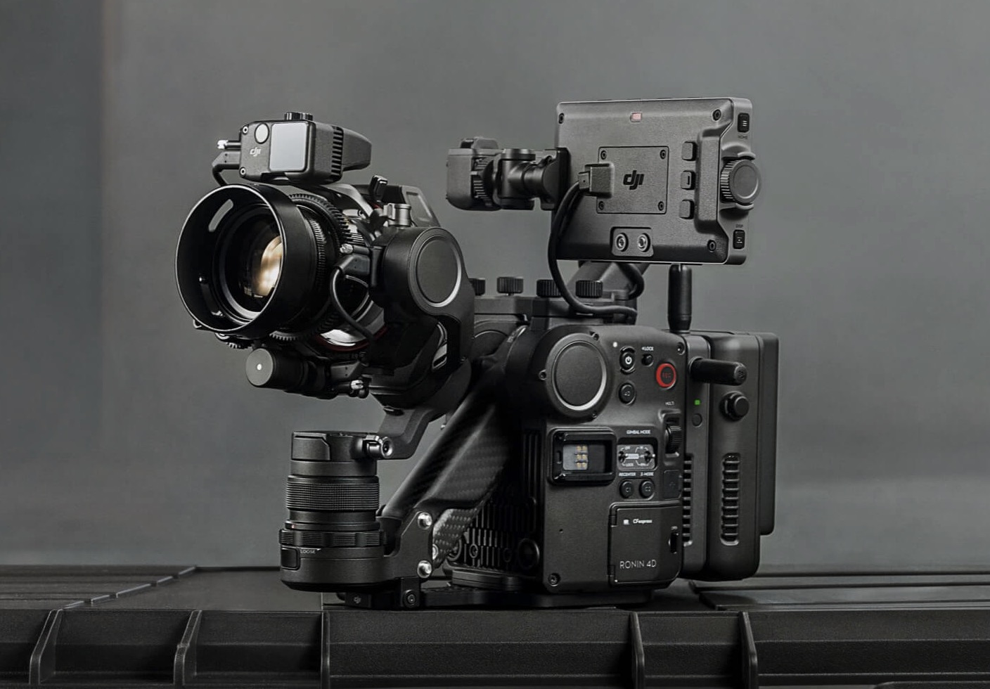 Dji ronin 4d 8k kit with 7" wireless control monitor