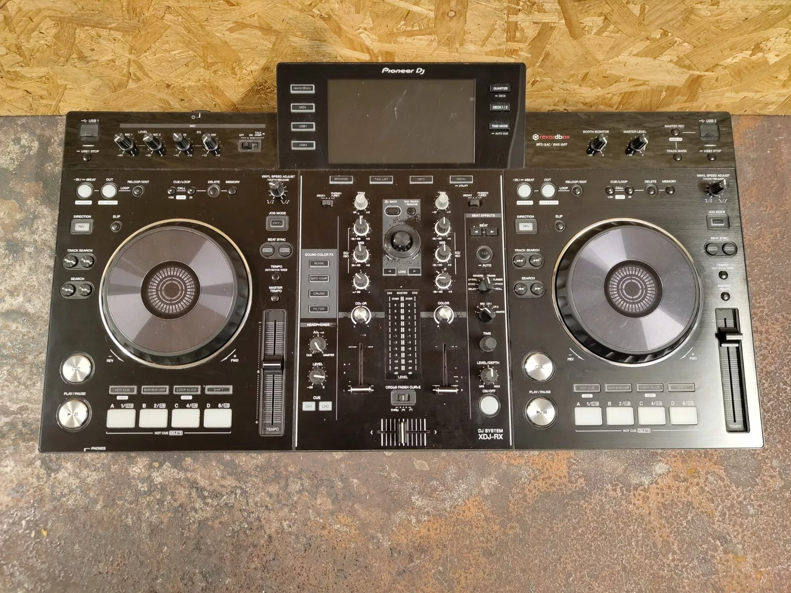 Pioneer xdj-rx3 all-in-one dj system