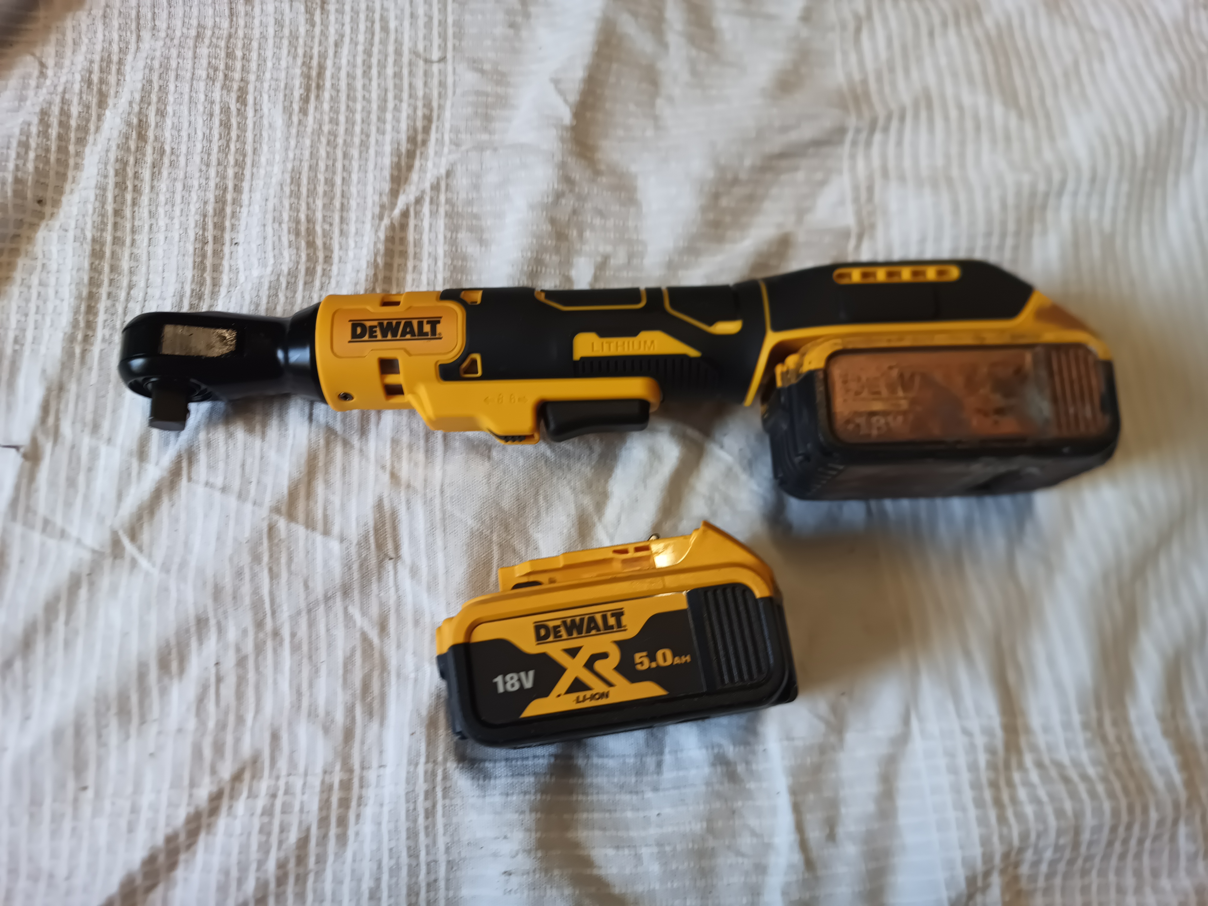 Mutterdragare med batteri 