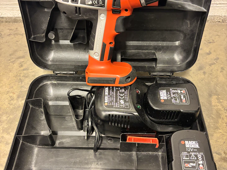 Black& decker hp126 f3 skruvdragare 12v