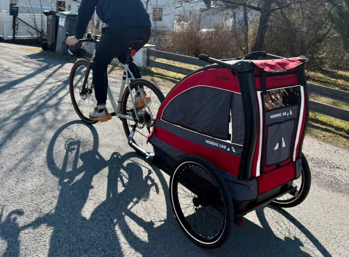 Sykkelvogn for 1-2 barn til leie 