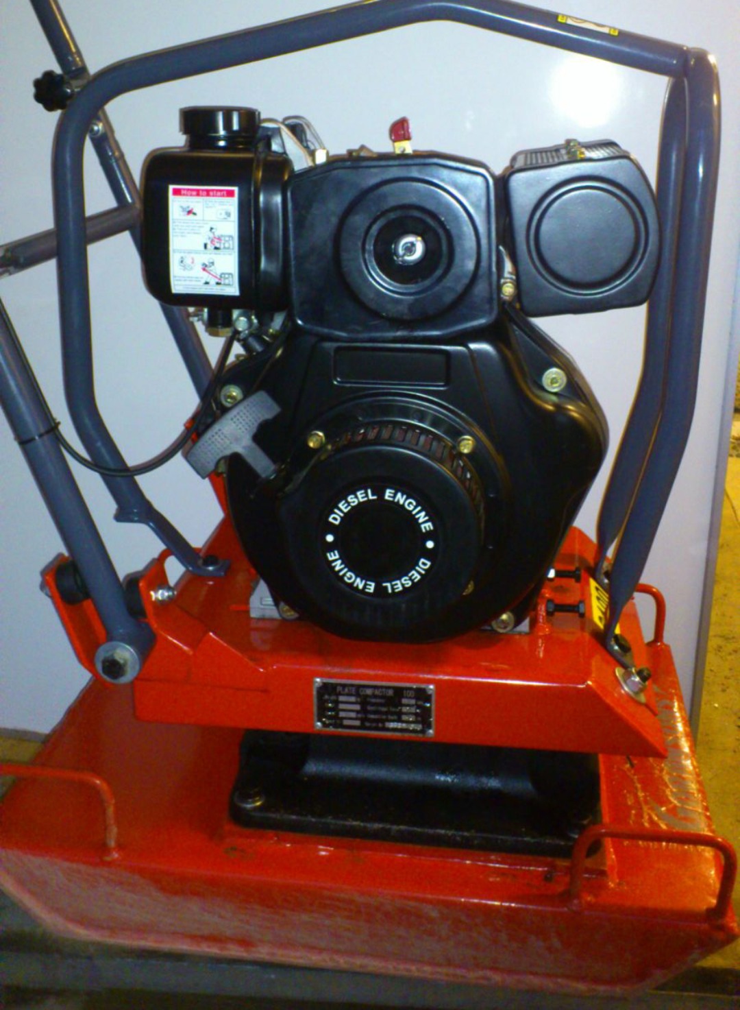 Markvibrator 105 kg 20 kn 4,2hp diesel