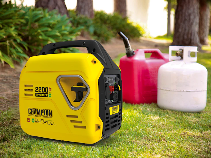 Champion 2200w dual-fuel inverterelverk - the mighty atom