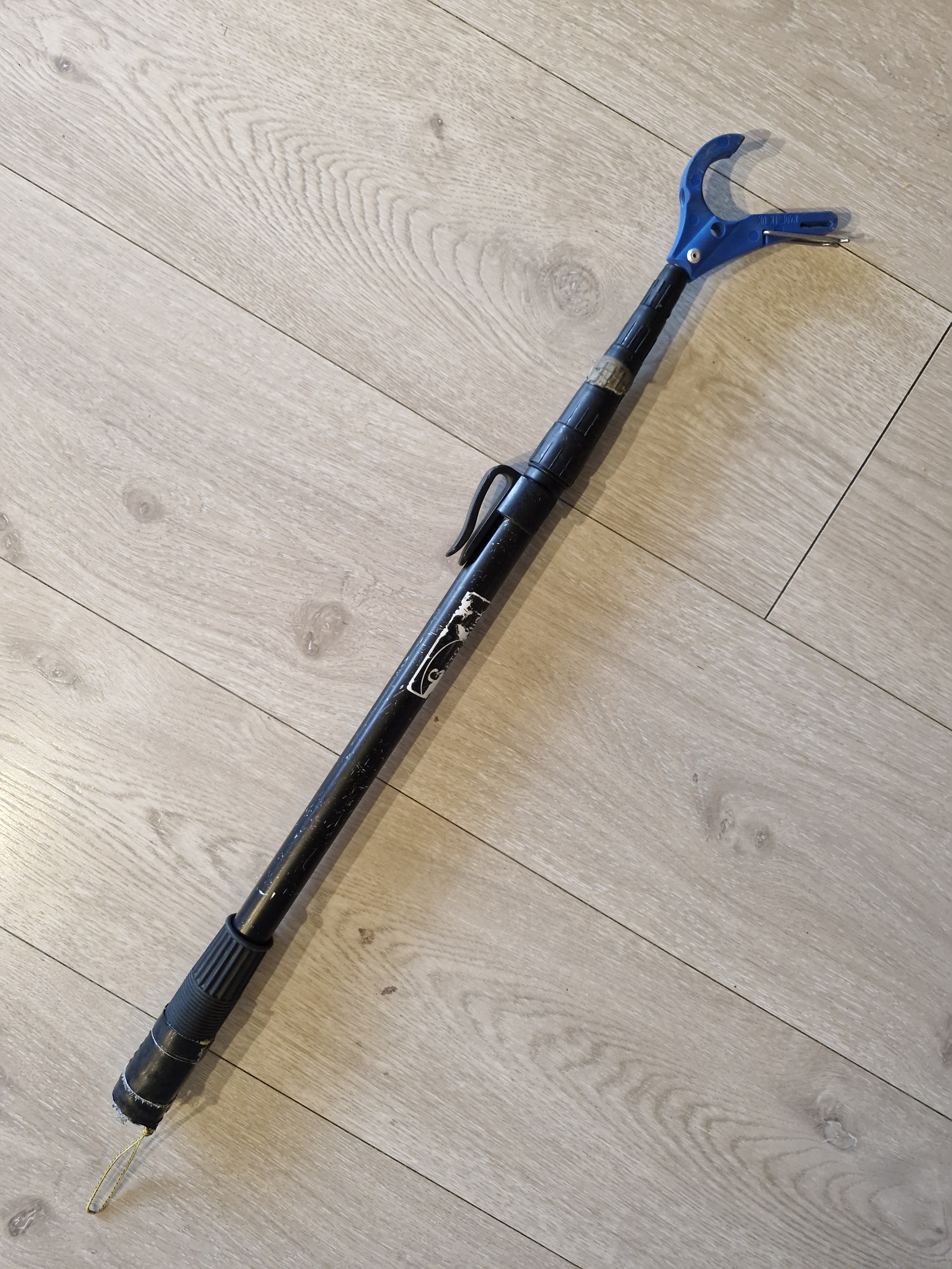 Cheat stick, clipstick