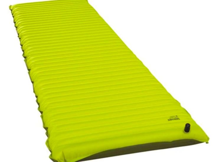 Oppblåsbart liggeunderlag