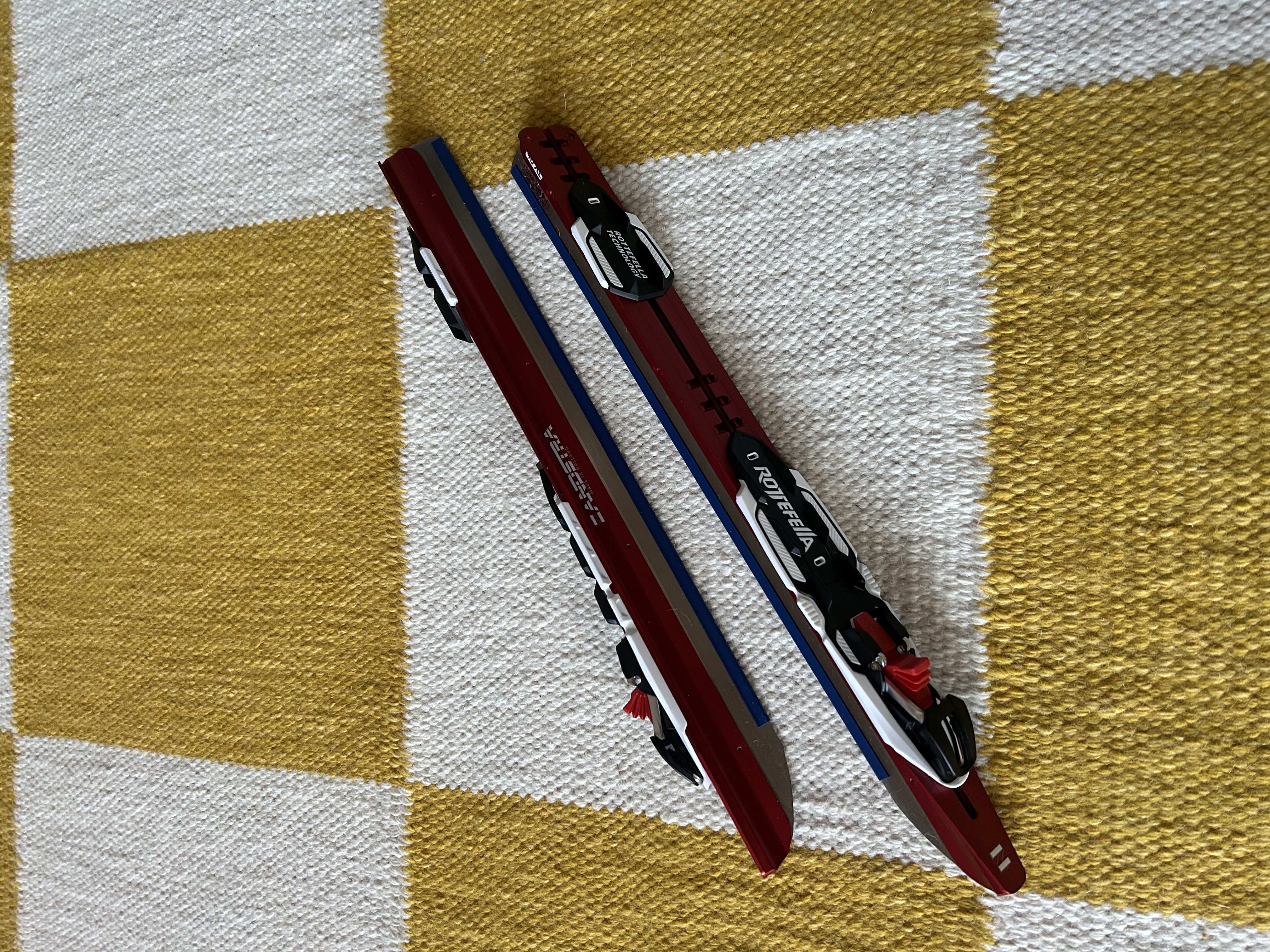 Långfärdsskridskor paket (strolek 45)