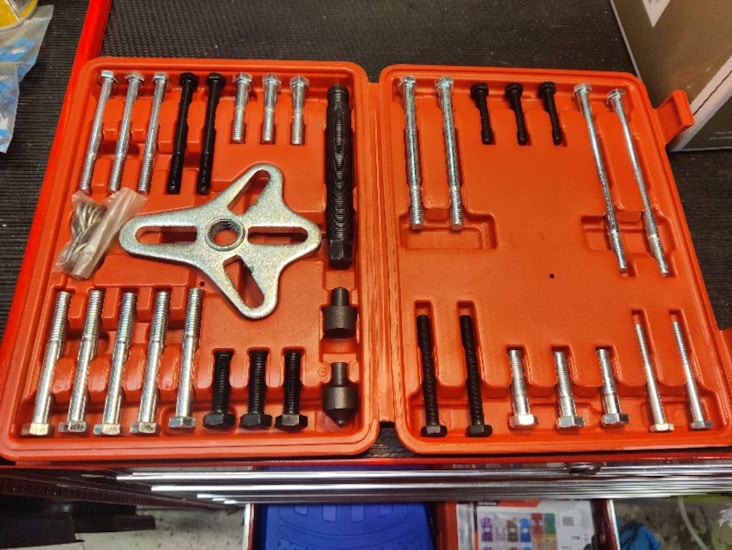 Avdrager for svinghjul, remskiver ol